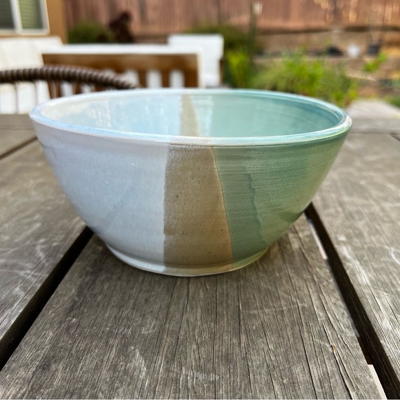 Studio Pottery Half Dipped Glazed Serving Bowl in Green Blue Tan Artist Signed - Picture 4 of 12